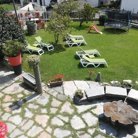 Pensión La Stella Delle Alpi 4*