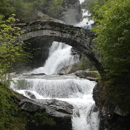 Πανσιόν La Stella Delle Alpi Vico Canavese